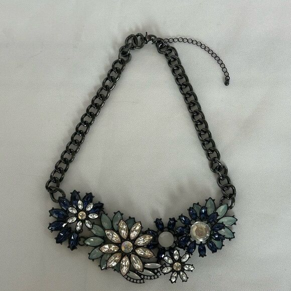 Joan Rivers Statement Necklace Rhinestone Blue Flowers Silver - Picture 1 of 11